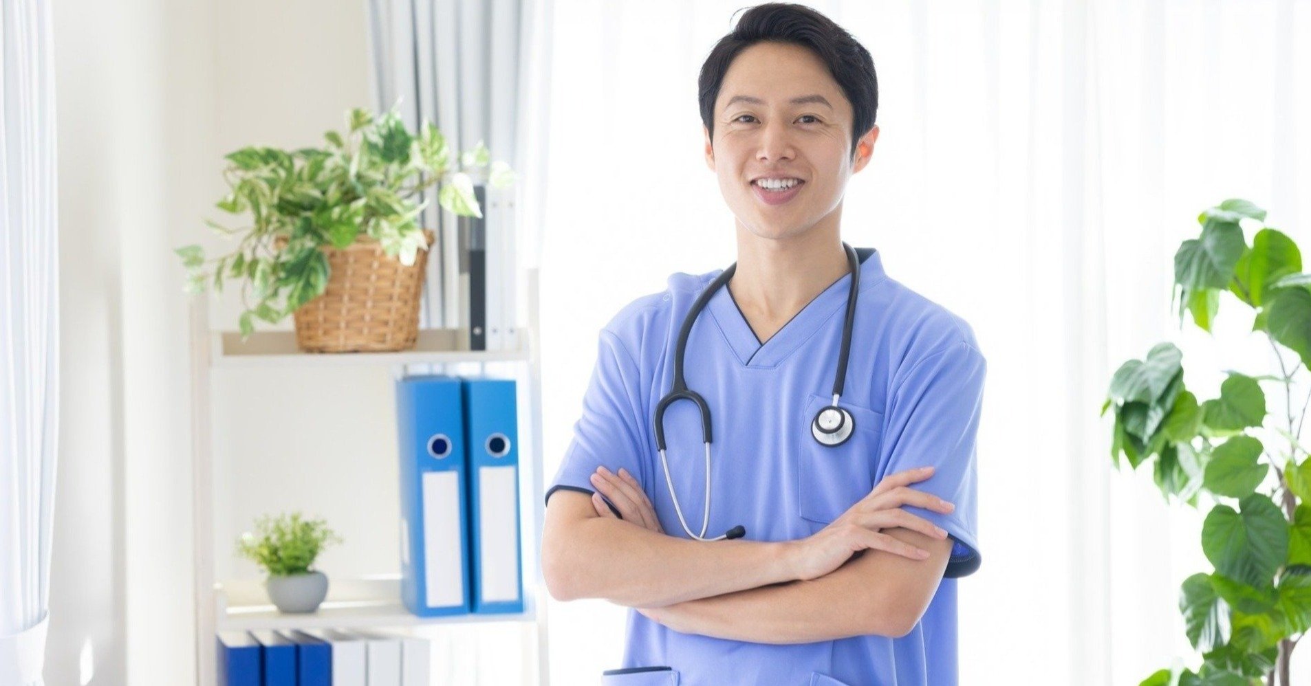 Dr. Ryo Tanaka in a clinical setting