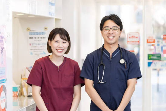Japanese physicians in a bright clinical setting